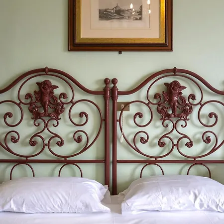 Royal Victoria Hotel